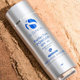 iS Clinical Sunscreen PerfecTint Powder SPF