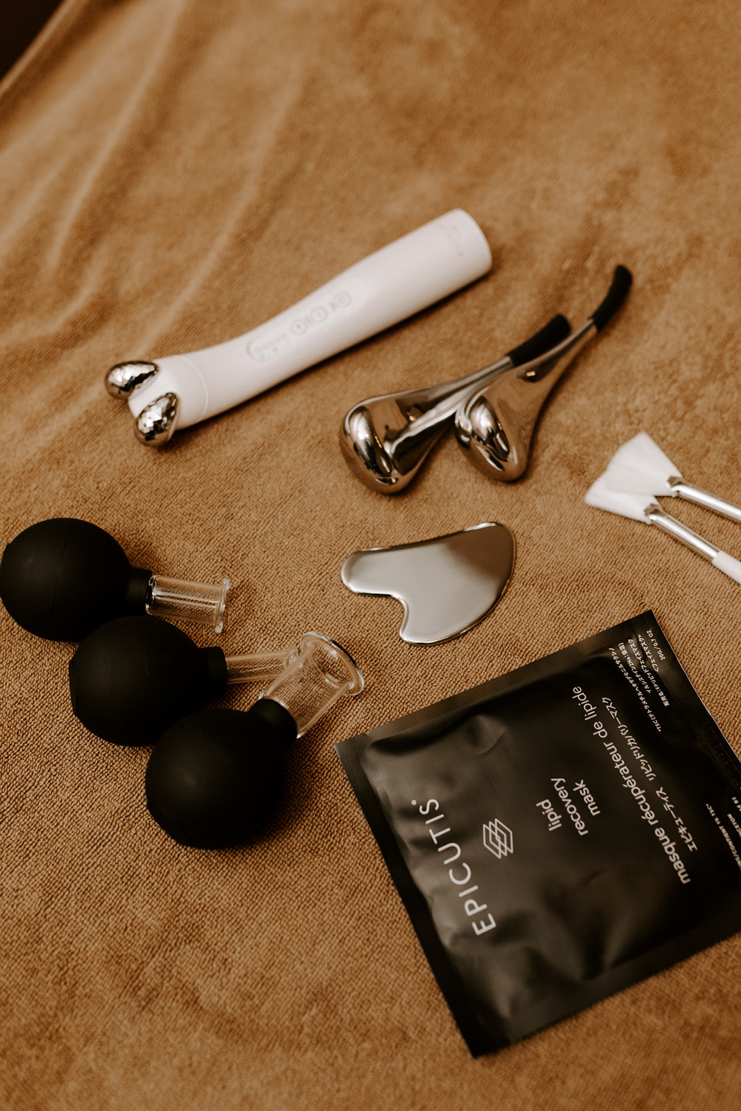 Face Sculpt vs. Intraoral Lift: Which Should You Book?