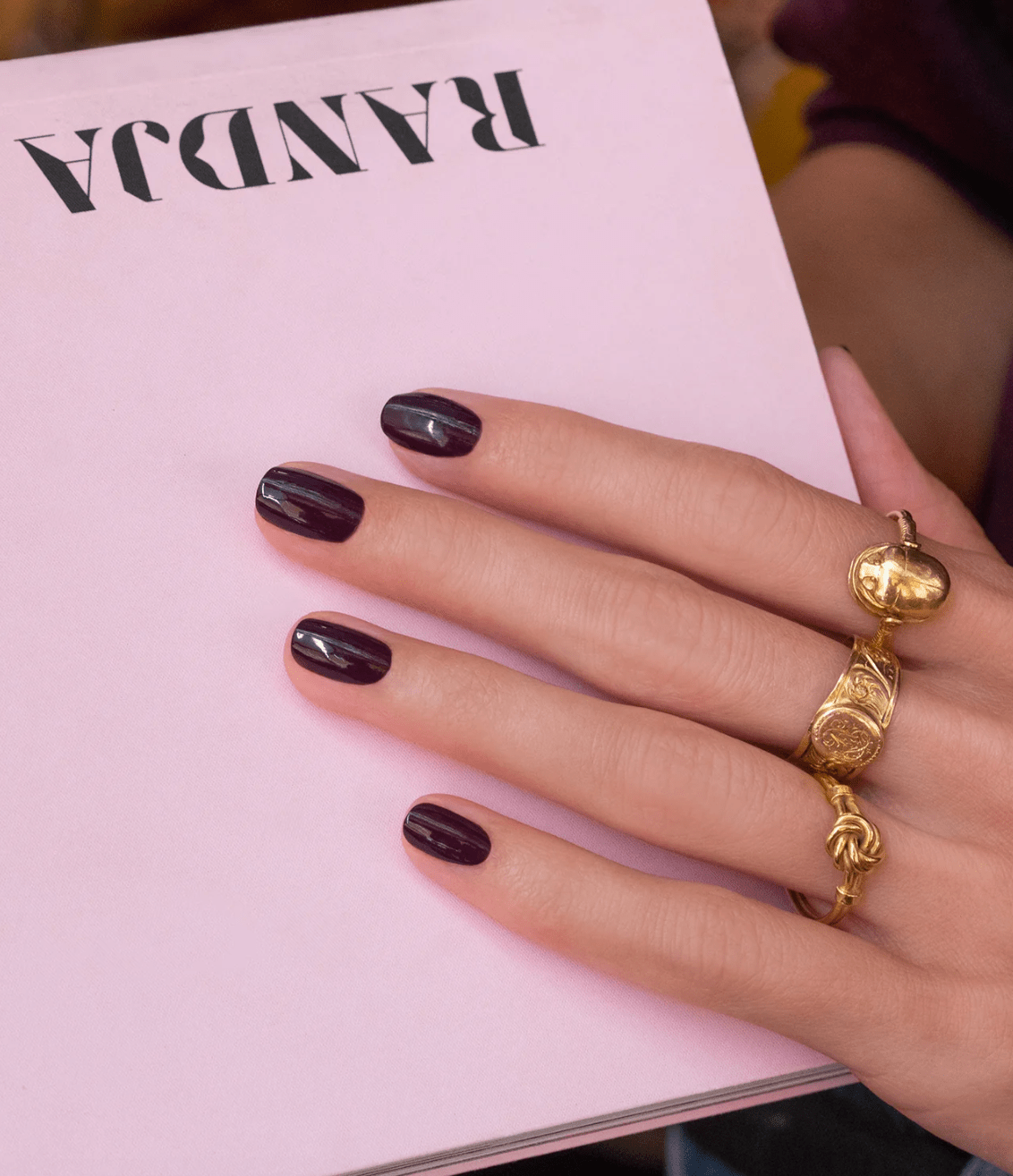 Living Beauty nail polish Manucurist Aubergine Polish