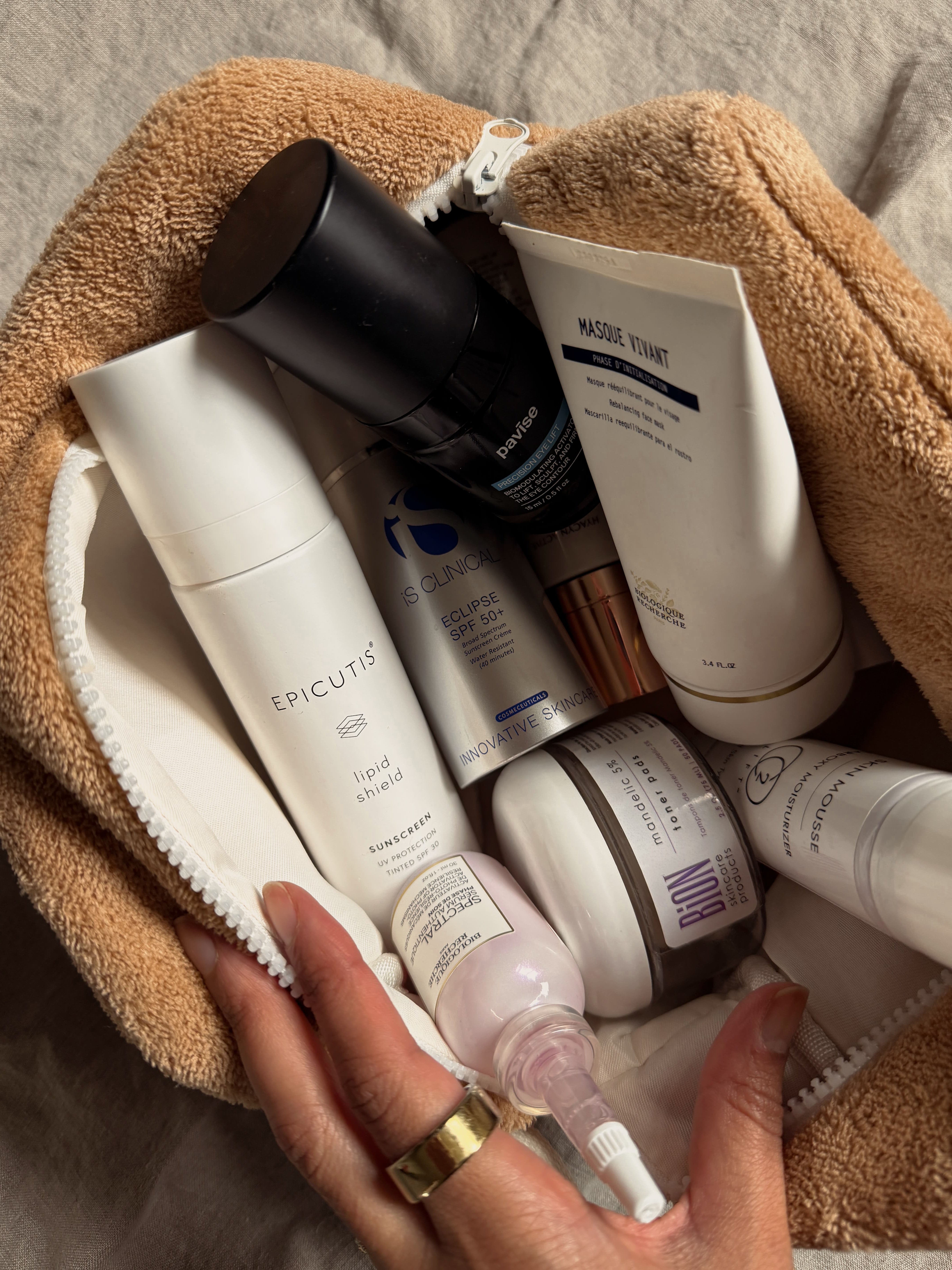 Myuz Artistry Myüz Skincare Bag